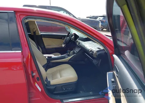 2016 Lexus Is 200T из США, поврежденный, VIN JTHBA1D26G5015086